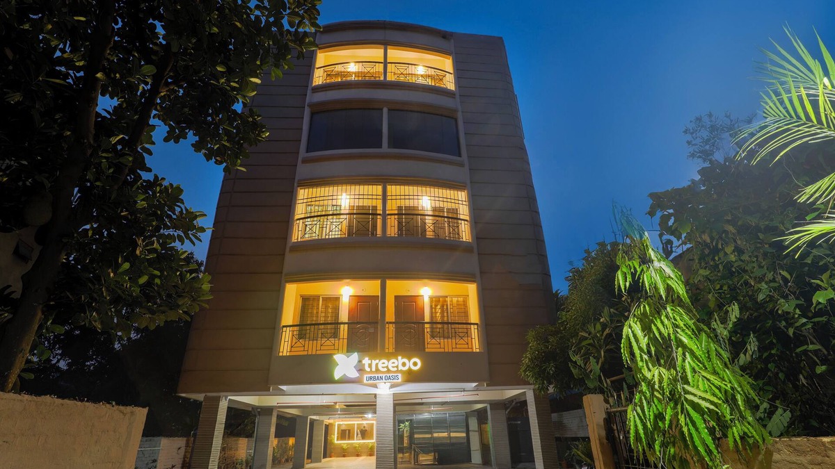 Khanapara Hotel | Treebo Urban Oasis Inn, Sixmile