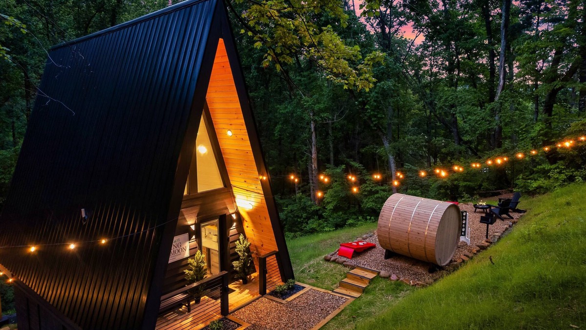 Gatlinburg - Pigeon Forge Cabin | Treehouse A-Frame, Sauna, Mini Golf, Fully Stocked