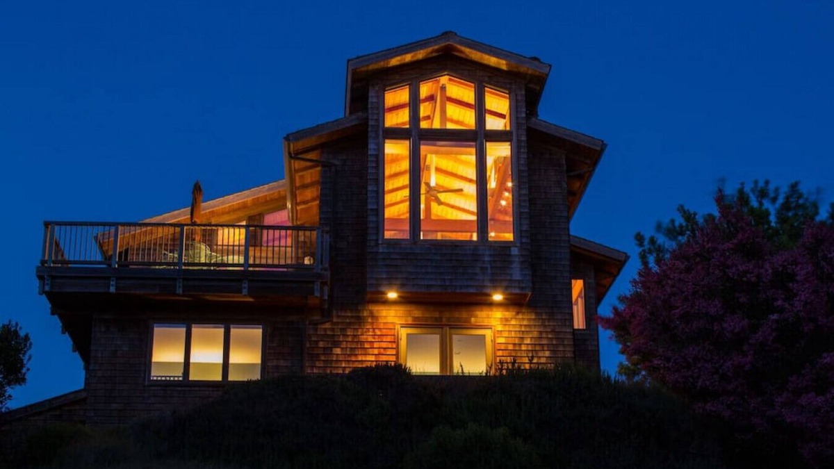 Inverness House | Treehouse | Family Retreat, Picturesque Landscape