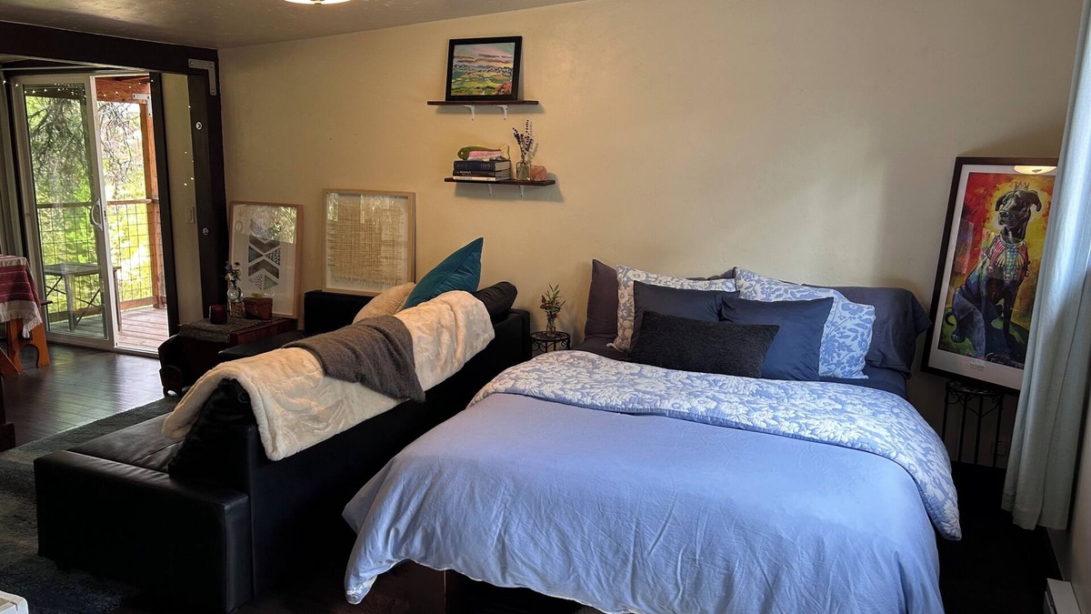 McCall Apartment | Treehouse Gem - Pet Friendly Riverfront Studio