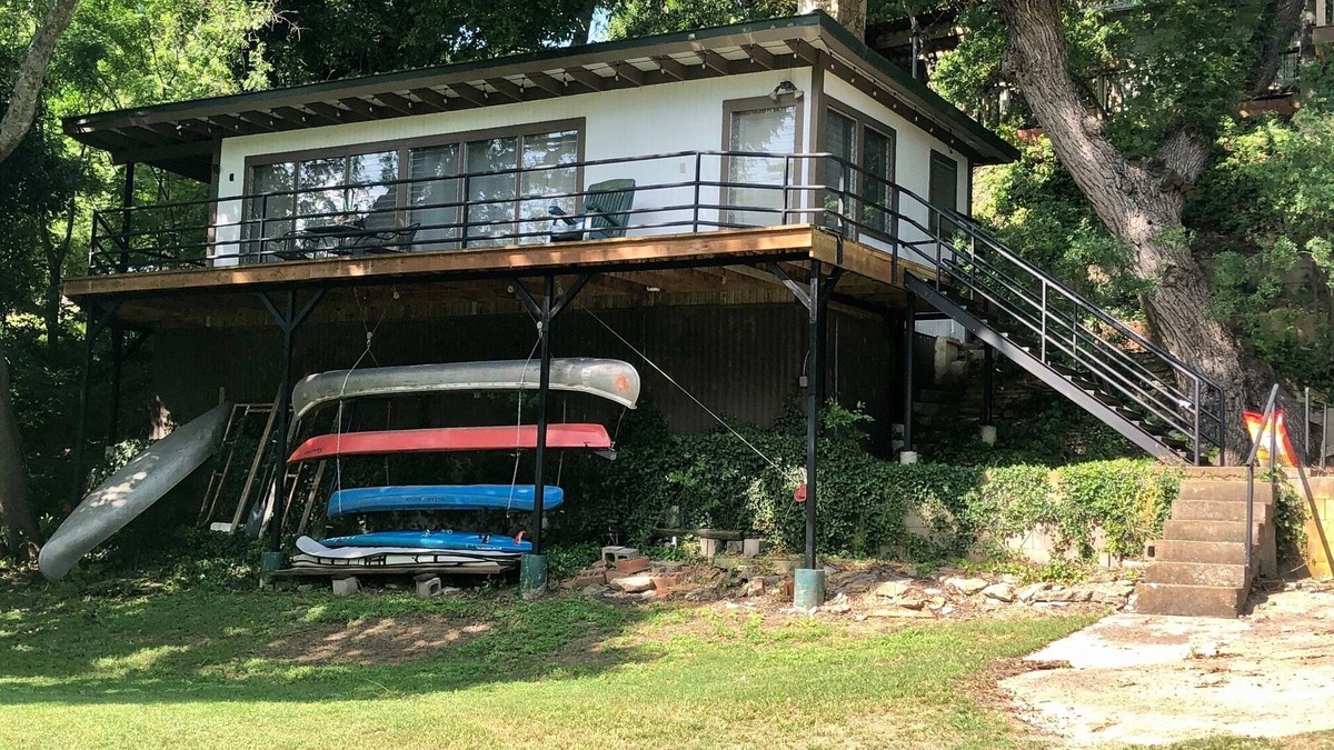 Kerrville Cabin | Treehouse on Guadalupe Rivern Riverfront Cabin