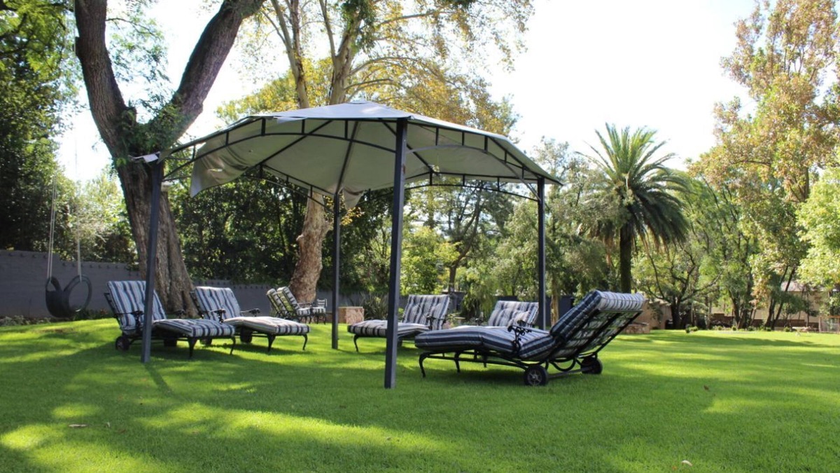 Greater Johannesburg Metropolitan Area Bed & Breakfast | Treehouse on Maple