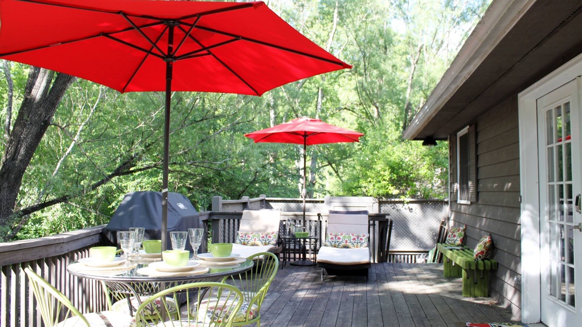 Candler Apartment | Treetop retreat in Mt. Pisgah nearby Asheville