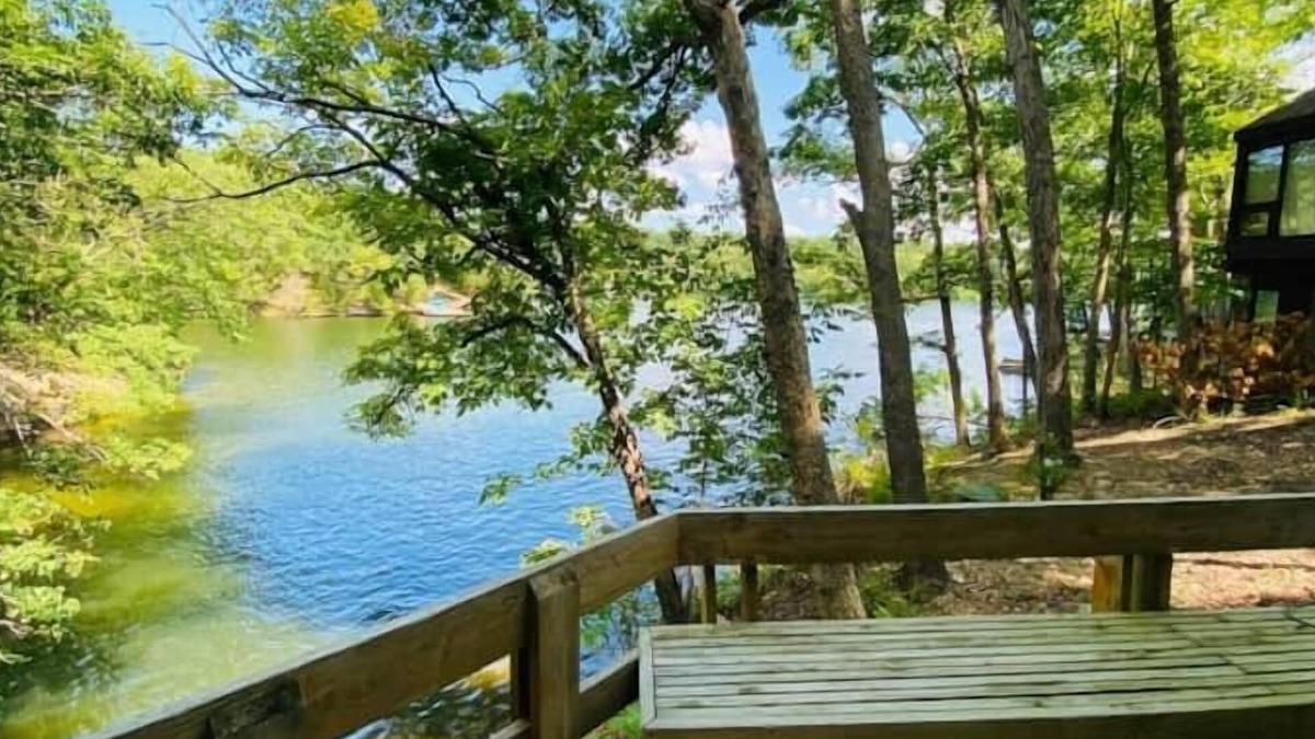 Village of Four Seasons Villa | Treetop Village76-3Bed/3Bath/Lakefront/Lakeview/Pools/Dock/6-8PP-Four Seasons Area