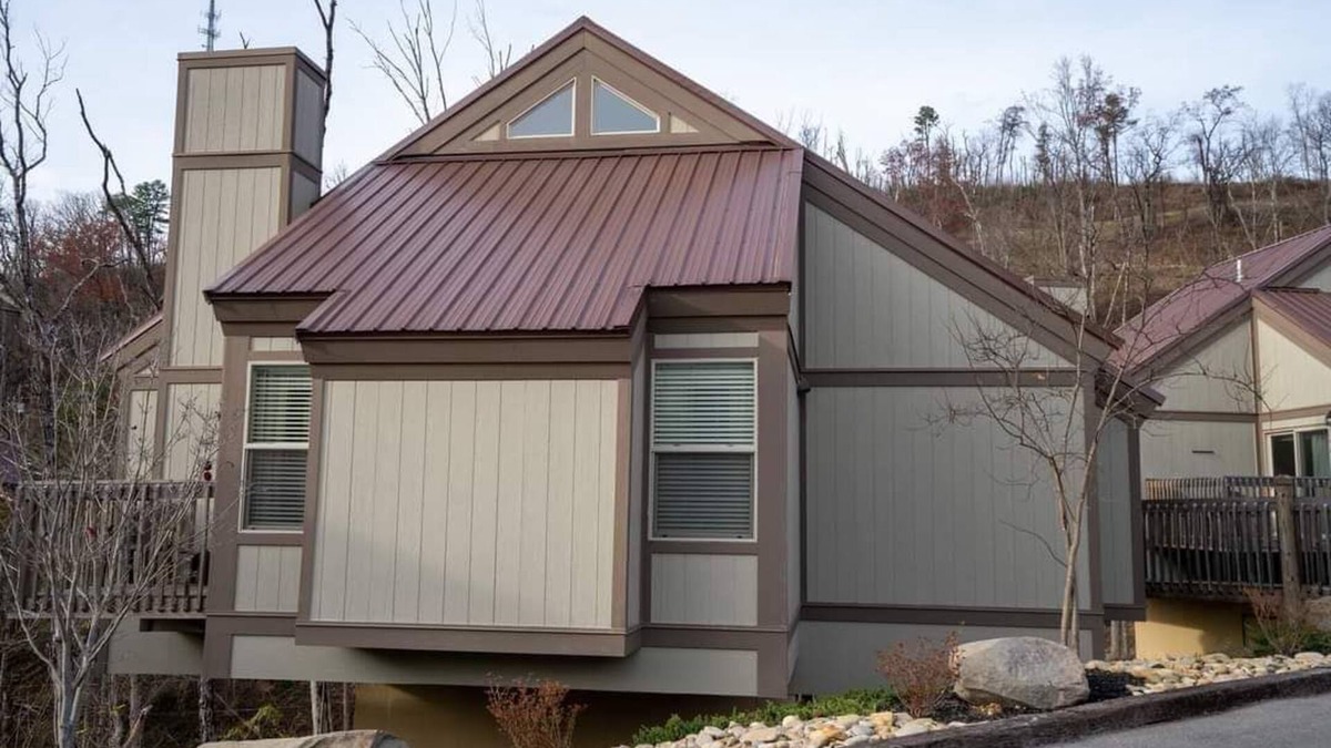 Gatlinburg Resort | Treetops Resort Lofts-Smokey Mtns/Gatlinburg.King Suite,Queen Bedroom 2 Twin