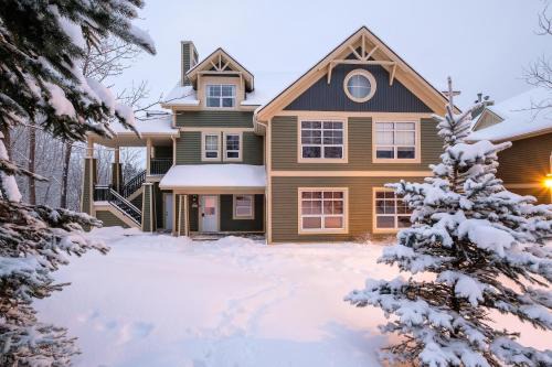 Tremblant-Les-Eaux Apartment | Tremblant Les Eaux by Rendez-Vous Mont-Tremblant