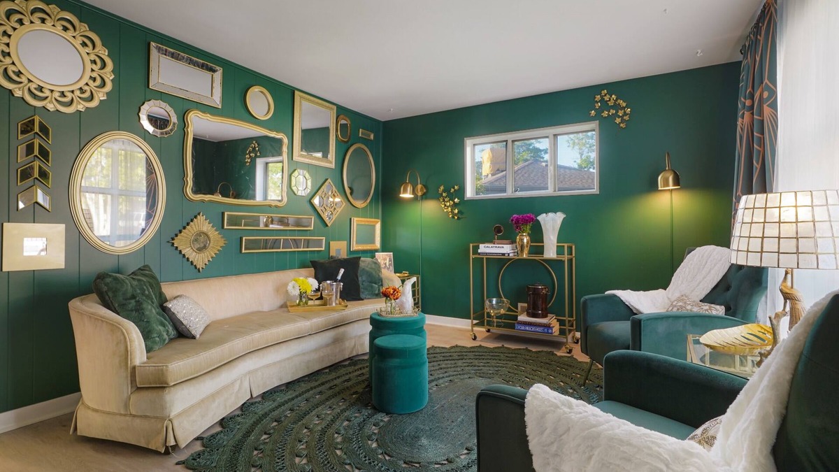 Twin Lakes House | Trendy 4 Bedroom House - 15 minutes from Downtown