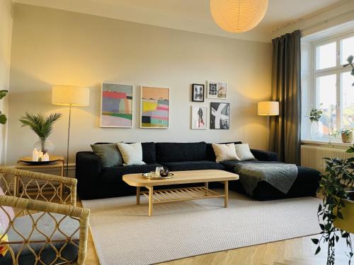 SoFo Apartment | Trendy and light 2 room apartment in SoFo, 65sqm