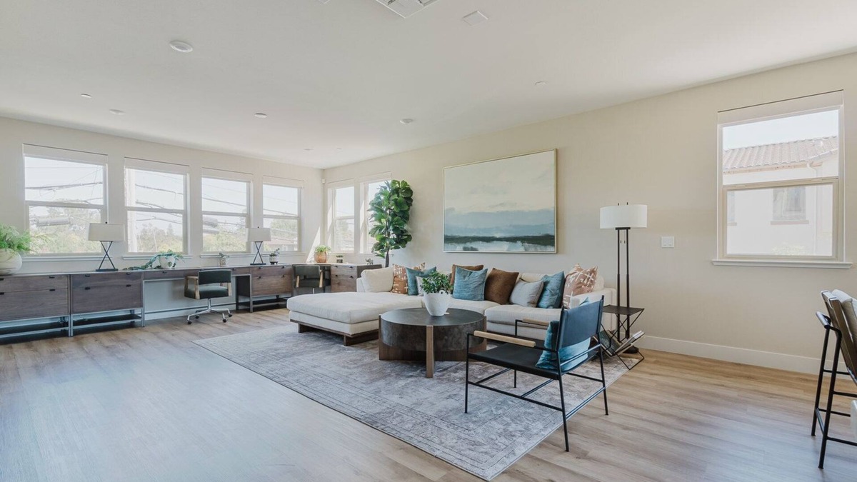 Sunnyvale House | Trendy Sunnyvale 3BR w/Parking & W/D, nr Groceries, by Blueground