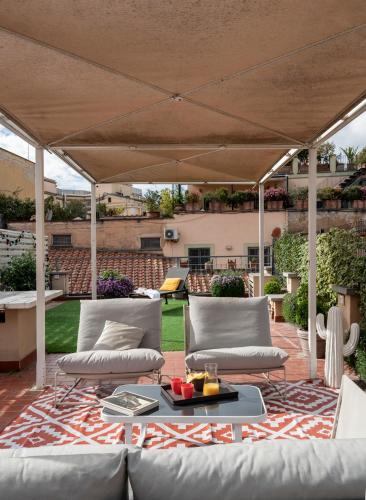 Rione II Trevi Apartment | Trevi Luxury Terrace