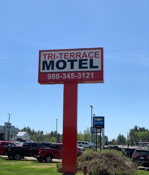 West Branch Hotel | Tri Terrace Motel