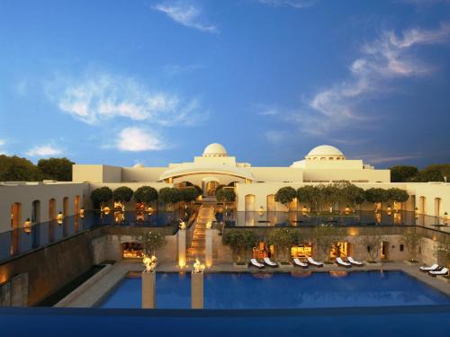Udyog Vihar Hotel | Trident Gurgaon