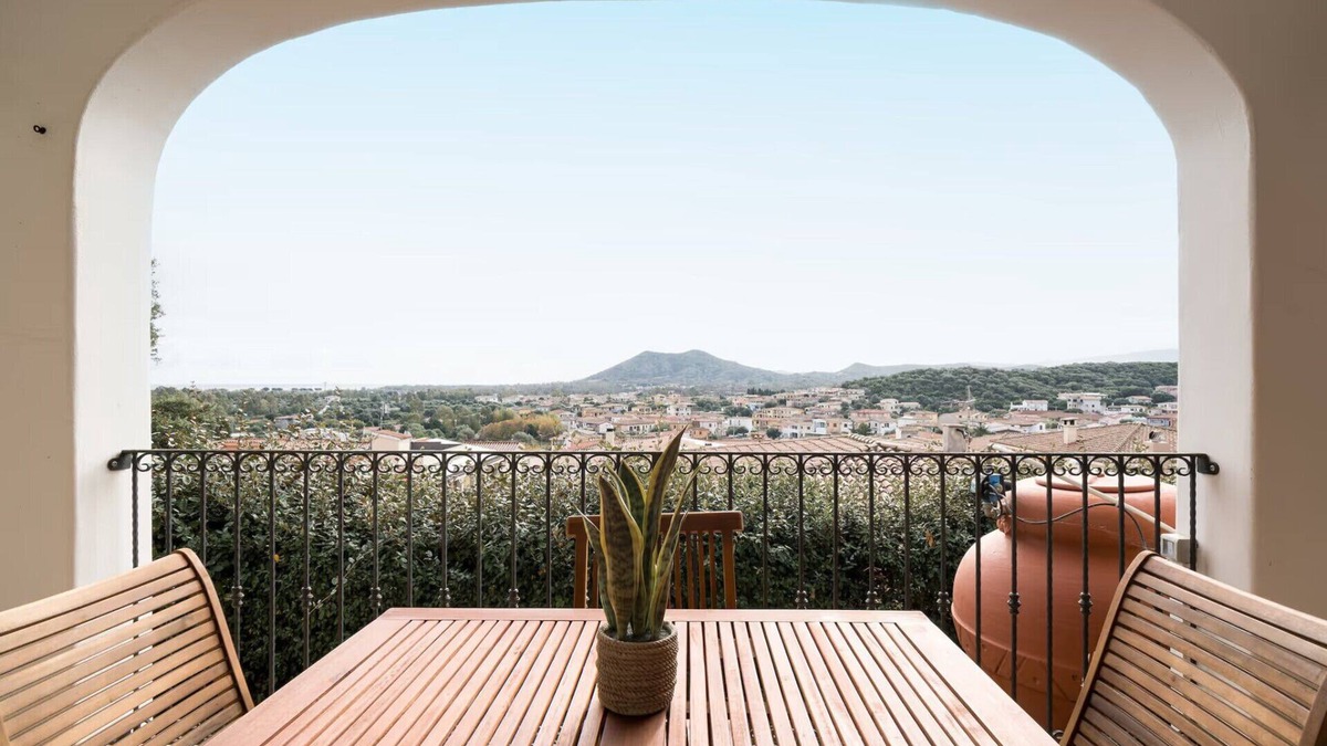 Posada Apartment | Trilo Tiriarzu: in Zona Residenziale a Posada