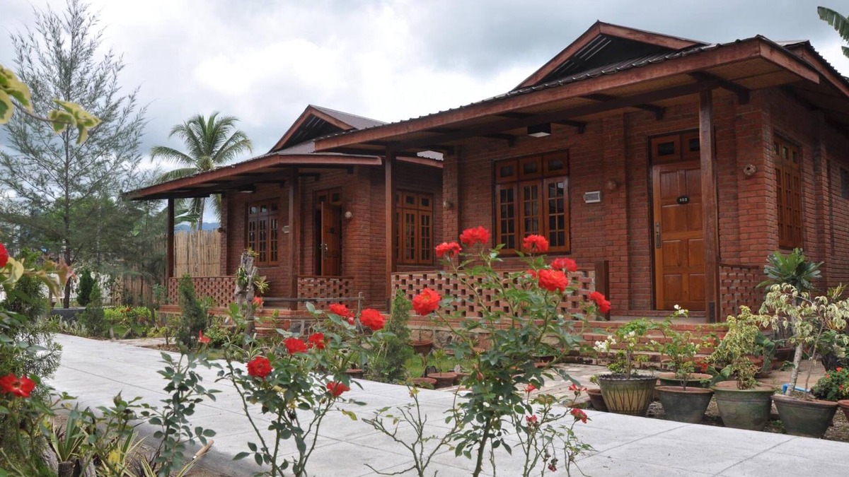 Nyaungshwe Hotel | Trinity Family Inn