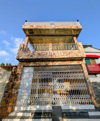 Murree Villa | Triple Story Hillside Villa, Numb Brewery Murree