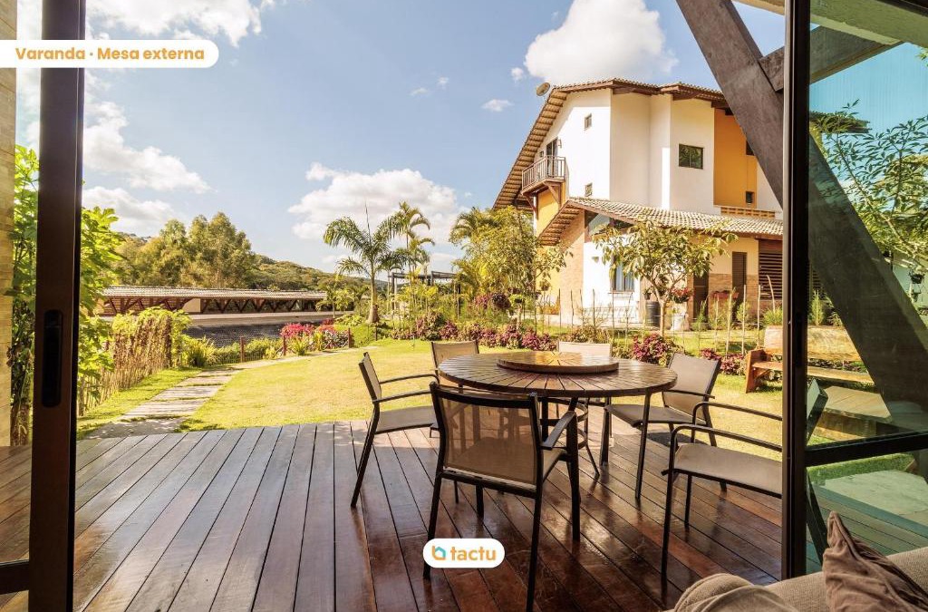 Northeast Region House | Triplex in Guaramiranga condominium by Tactu
