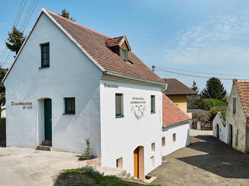 Drasenhofen House | Troadkostn