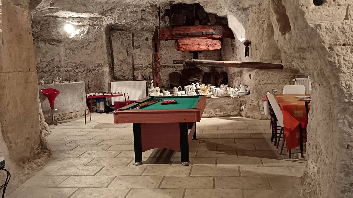 Poce-sur-Cisse House | Troglodyte gîte in the heart of the Loire castles. Perfect for families.