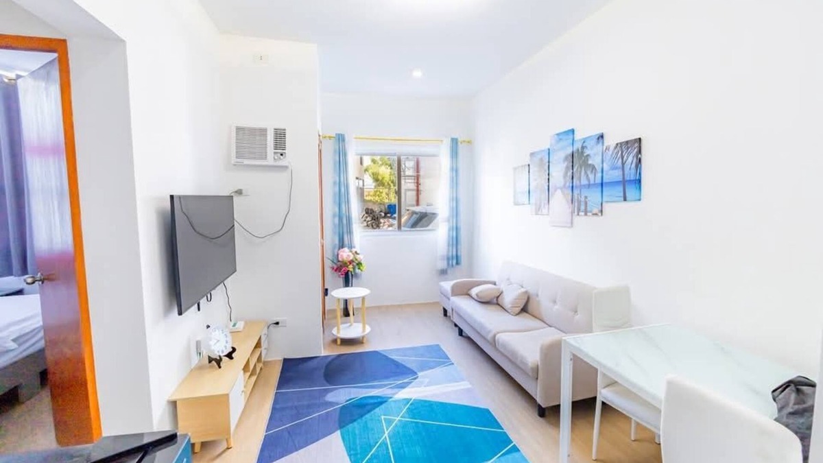 Lapu-Lapu Condo | Tropical 2BR with pool Pets OK and Walk to near famous beach spot in mactan