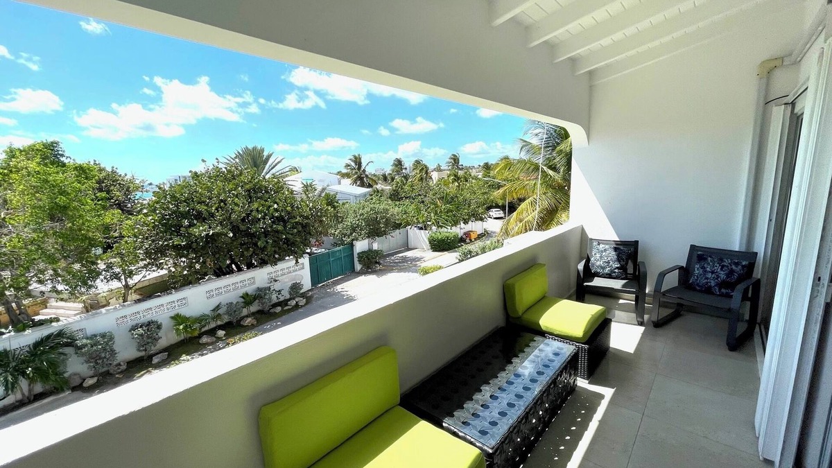Beacon Hill House | Tropical 4-bedroom house with AC in Beacon Hill area