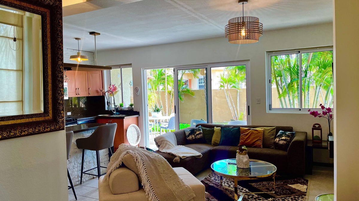 Turibana House | Tropical Bohemian style townhouse 5 mins to Palm Beach, Restaurants & Nightlife.