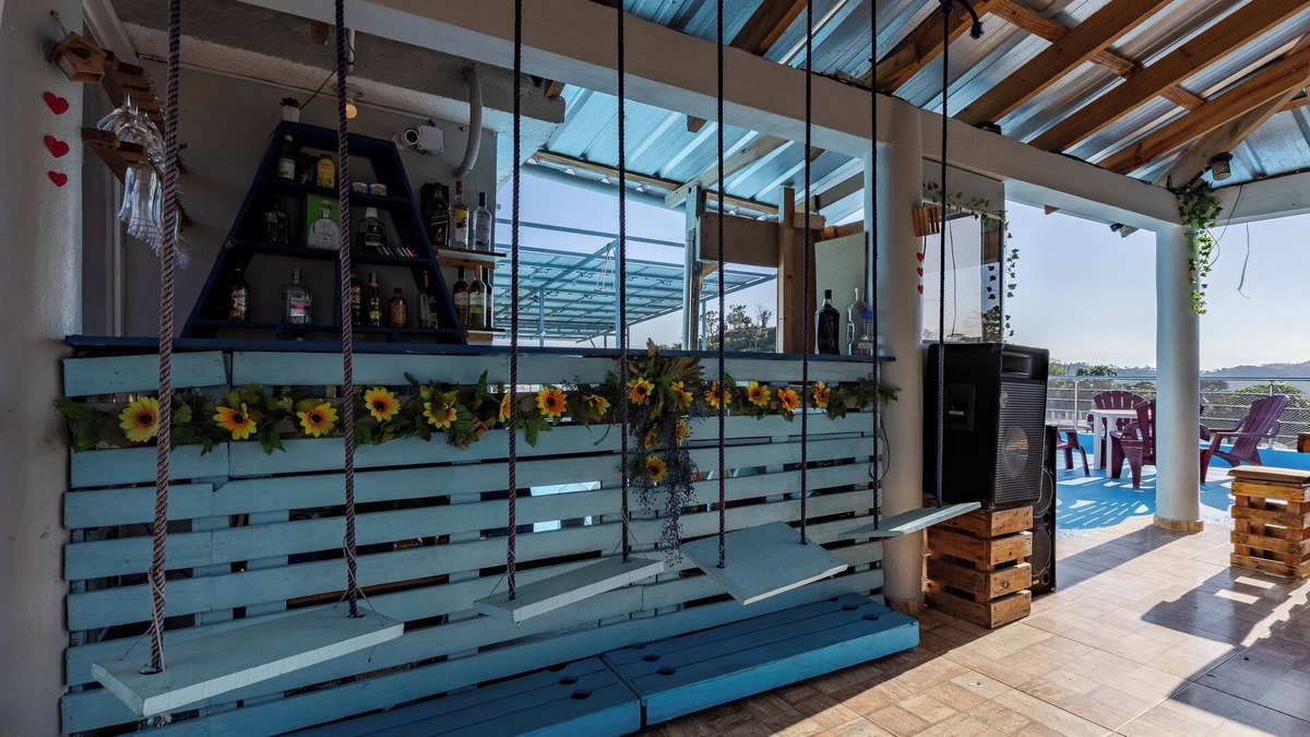Samana Apartment | TROPICAL CHARM/BBQ/WI-FI/PARKING/JACUZZI.