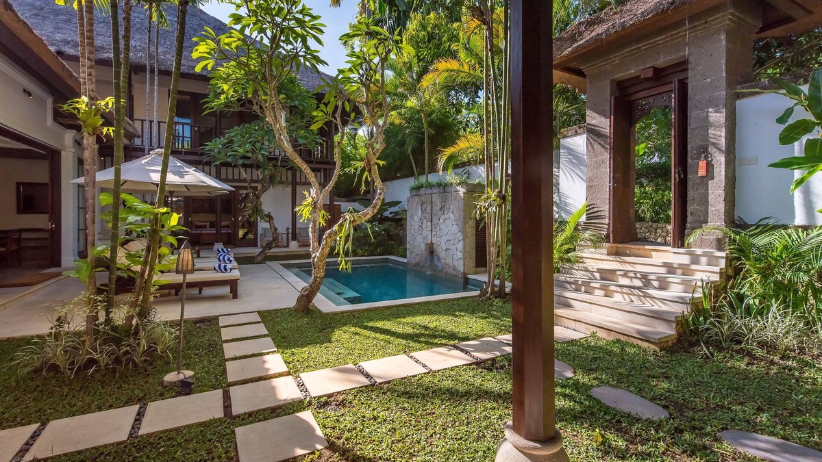 Jimbaran Bay Villa | Tropical Charm Luxuries 4 Bedroom Villa, Jimbaran