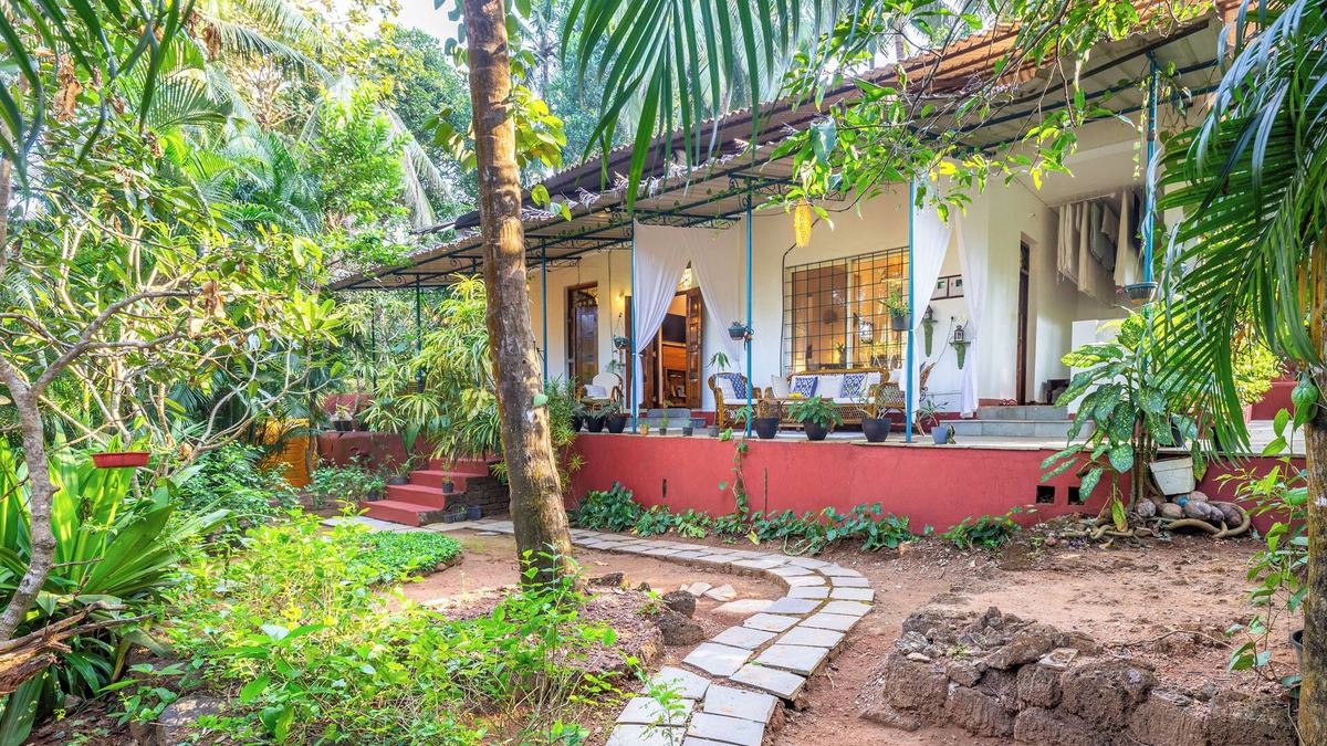 Patnem Villa | Tropical Garden Villa by Palolem/10 min from the beach! A Home Away from Home