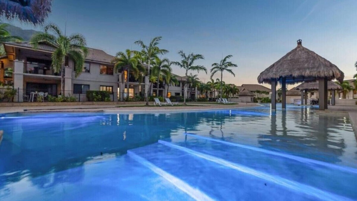 Mooroobool Villa | Tropical Resort - La Palma