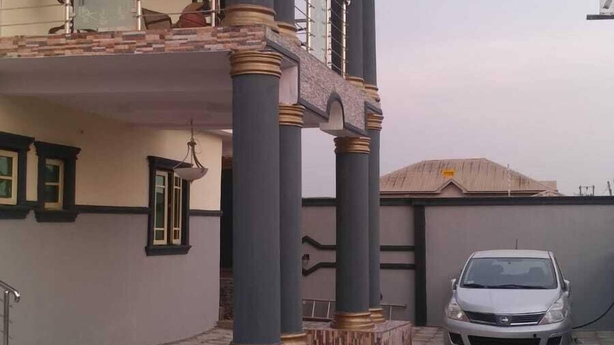 Alimosho Hotel | Trotty Apartments