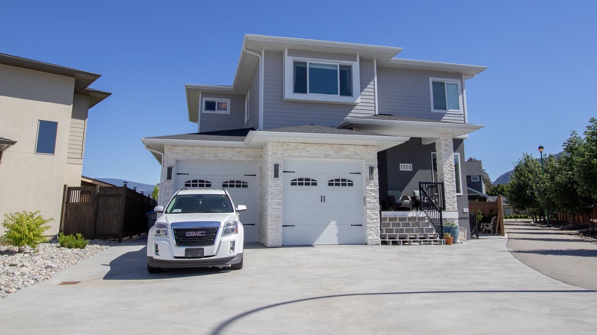 Okanagan-Similkameen House | Trout Creek Family Fun