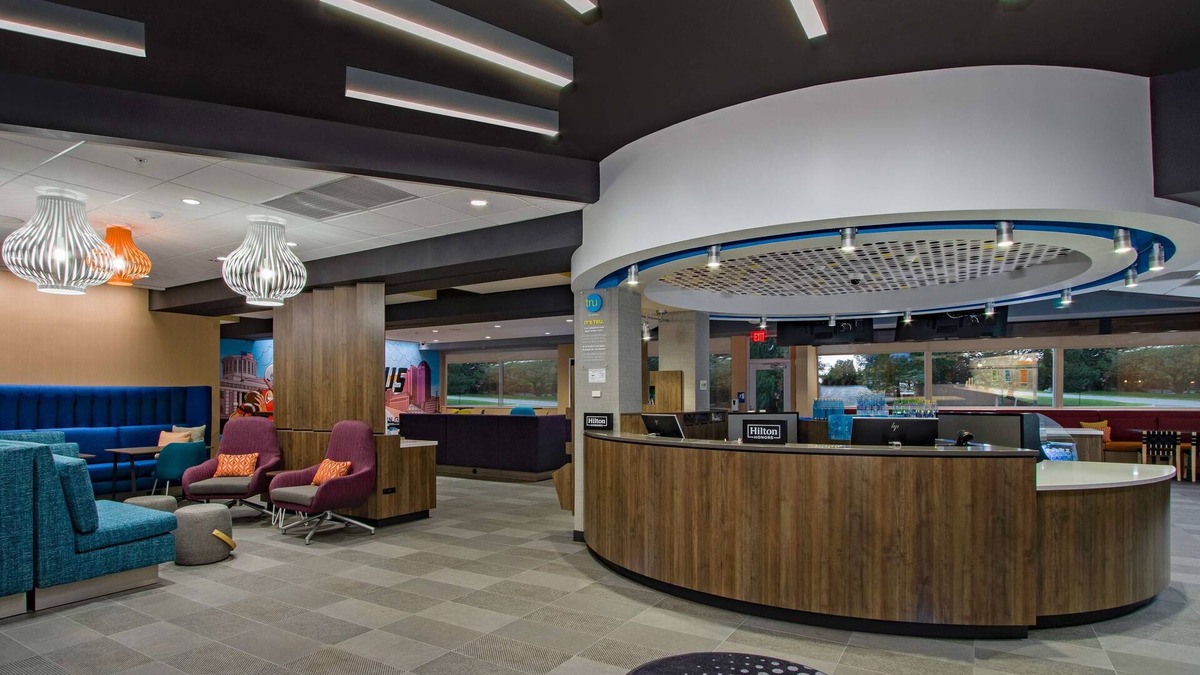 Northeast Columbus Hotel | Tru by Hilton Columbus Airport