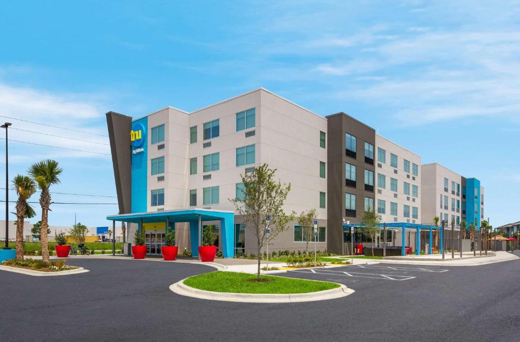 Indian Bayou Hotel | Tru By Hilton Destin