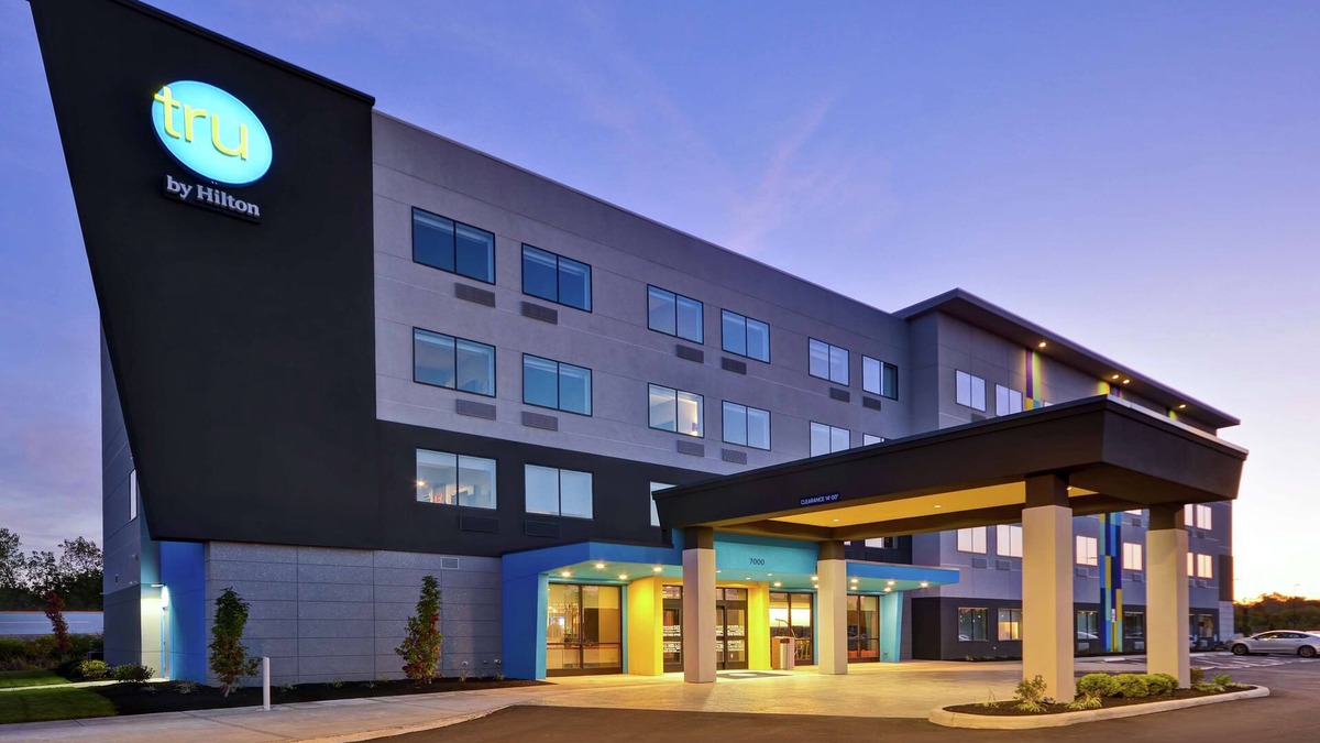 Huber Heights Hotel | Tru by Hilton Huber Heights