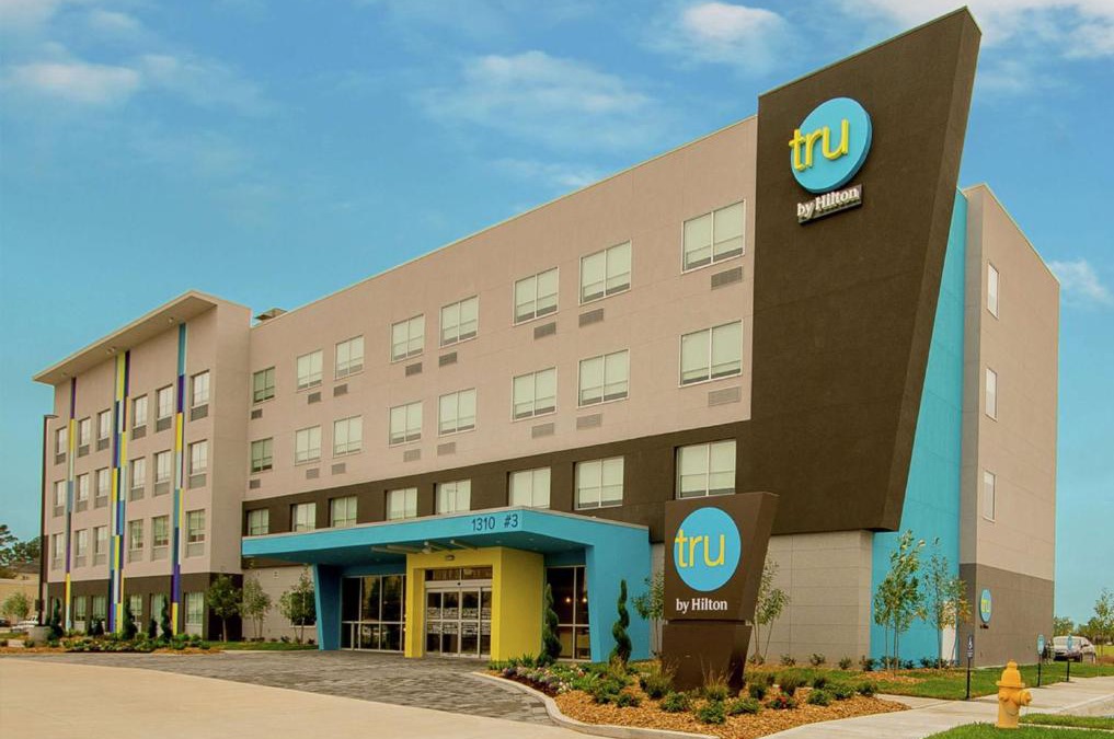 Lafayette Hotel | Tru by Hilton Lafayette River Ranch