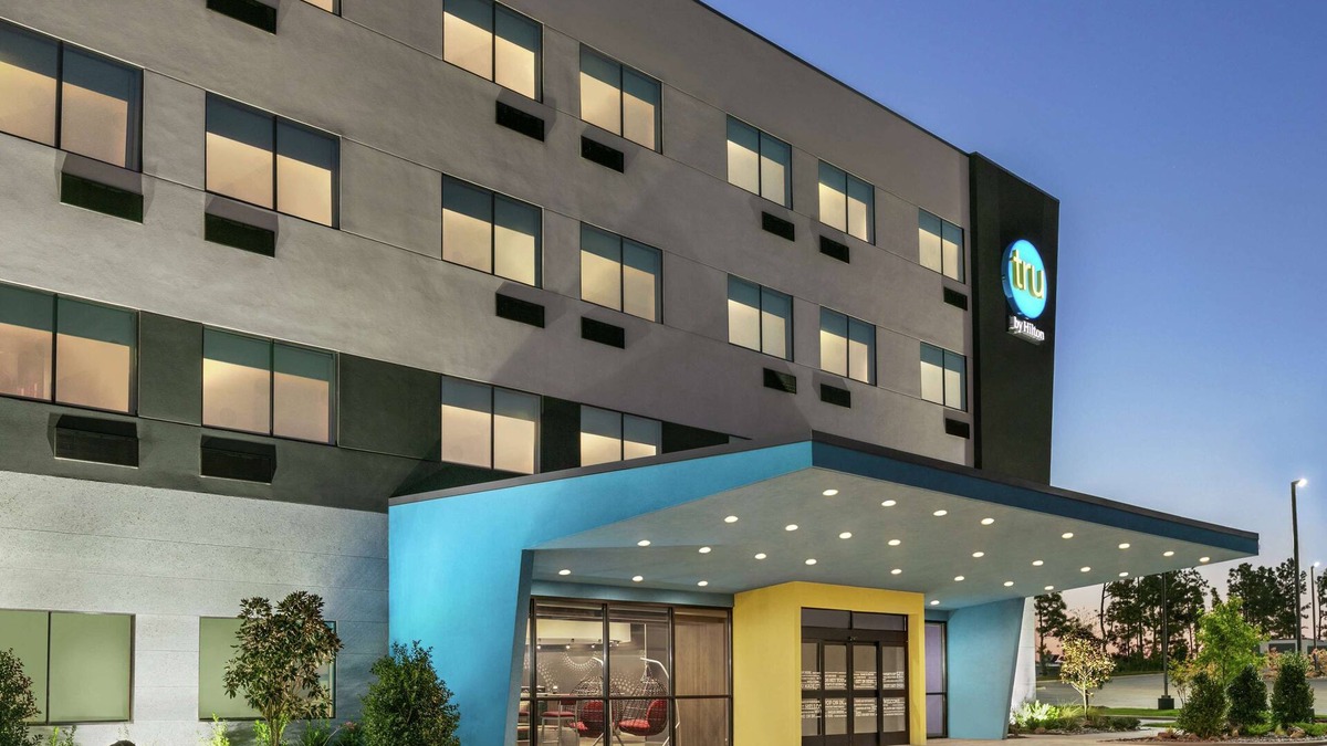 Longview Hotel | Tru by Hilton Longview