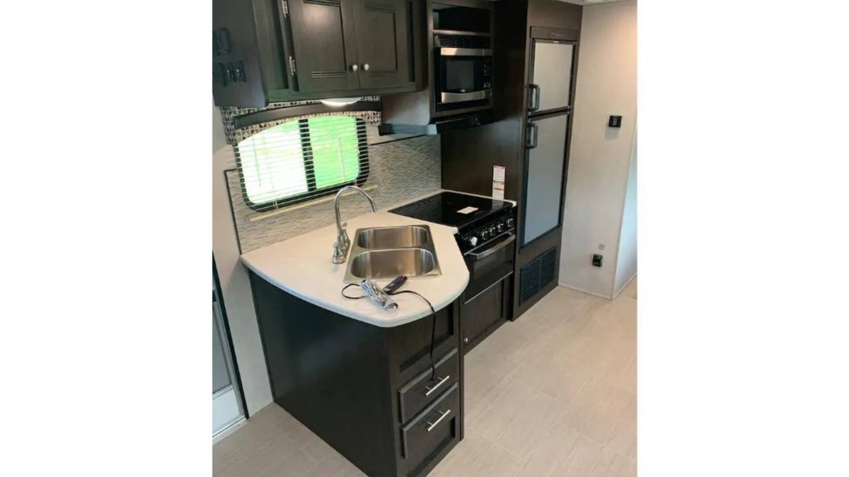 Hackberry House | Tru Lodging RV Park