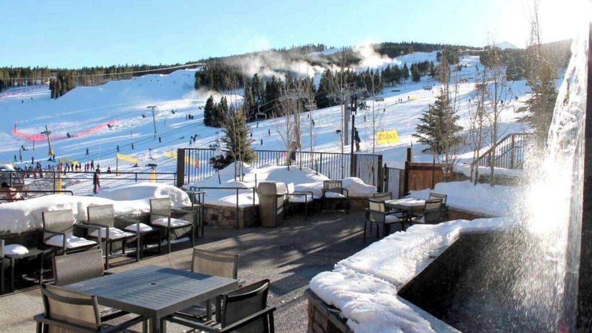 Peak 8 Apartment | TRUE 5 STAR STUDIO SKI IN-OUT FOR MARCH 29 THRU APRIL5 , 2025