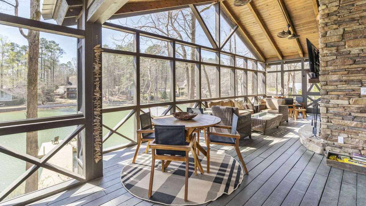 Little Kowaliga House | True Lake Luxury Meets Outdoor Paradise