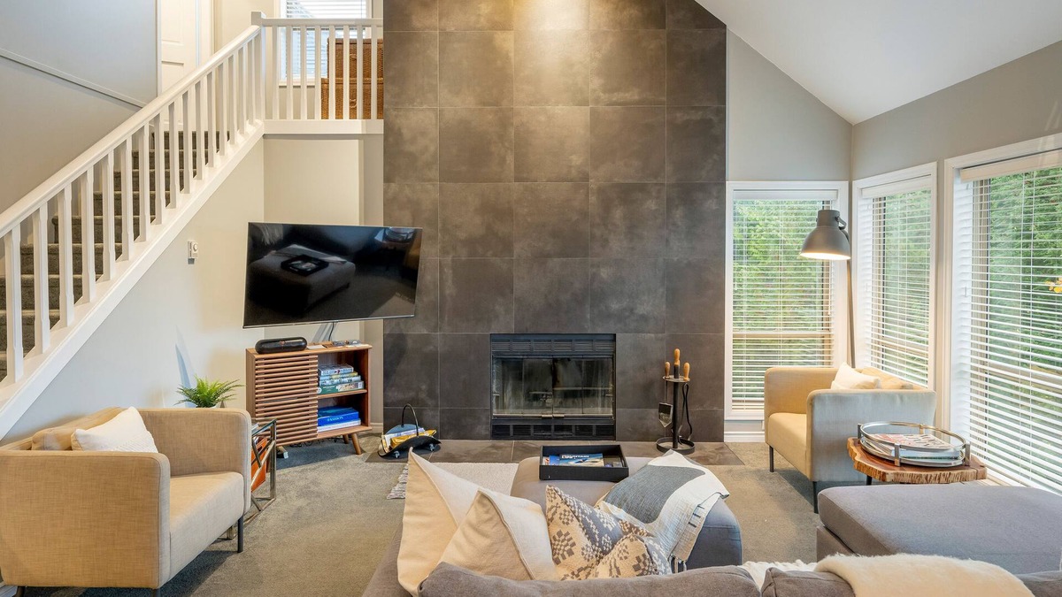 Upper Village House | True SKI IN/OUT | Renovated 3BR | Mountain Views | Common Hot Tub | Managed By Aloha Whistler