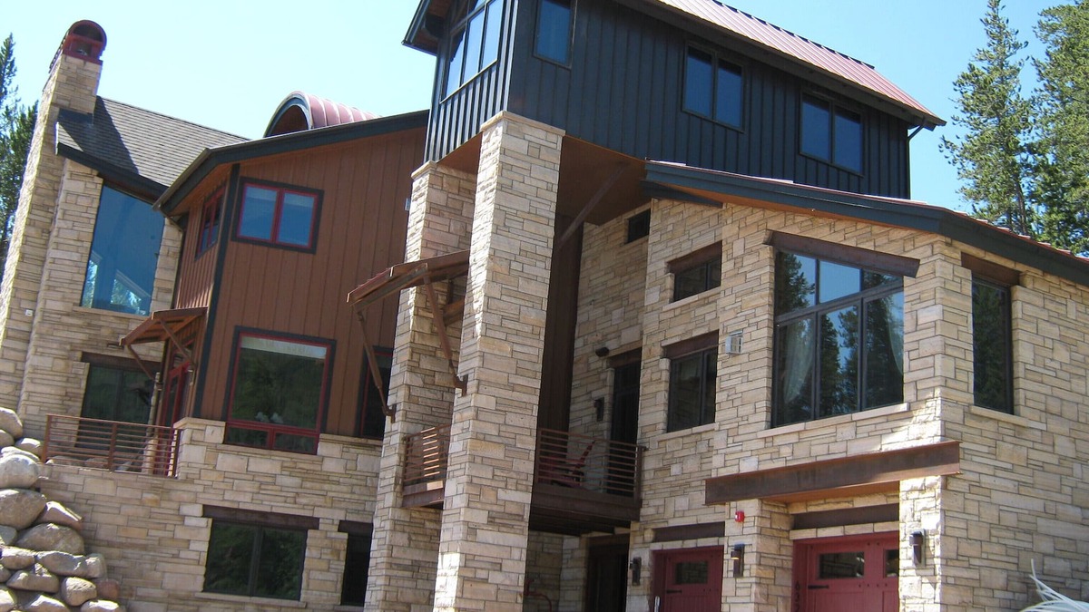 Copper Mountain House | TRUE SKI-IN/SKI-OUT; ELEVATOR; 6BR; HOT TUB; SKI ROOM; GAME ROOM; MEDIA ROOM