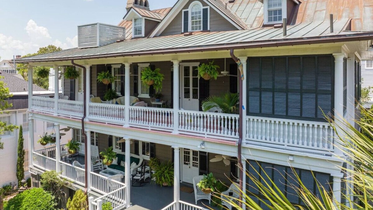 South of Broad House | True Southern Historic Charm by the Battery with Enchanting Charleston Gardens