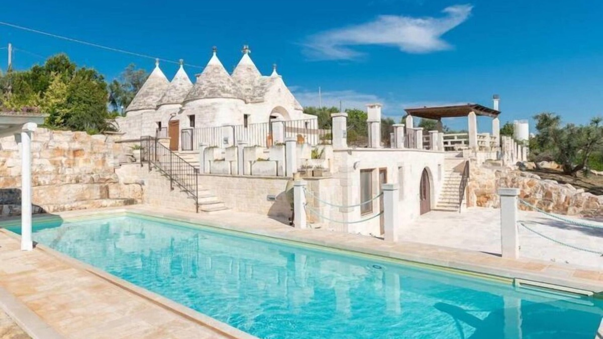Ostuni House | Trullo in Itria Valley near Ostuni Beaches