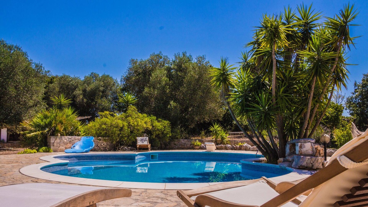 Cisternino Villa | Trullo Tartaruga with private pool and wifi