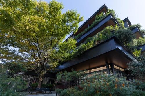 Jingumae Hotel | TRUNK(HOTEL)CAT STREET