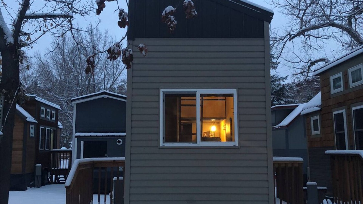 Lyons Resort | Try Tiny Living in Style – Peaceful Pop Top Near Rocky Mountain Trails