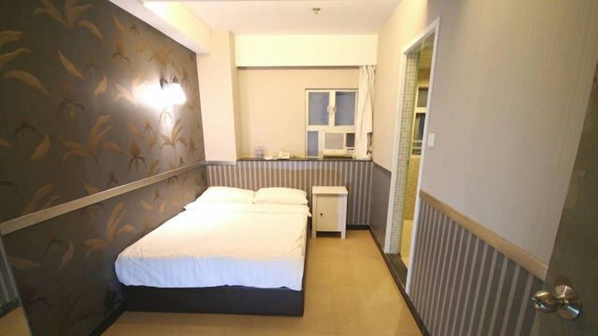 Kwun Chung Apartment | Tsim Sha Tsui,Jordan metro,HarbourCity,Temple,Centre