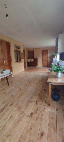 Glola House | Tsknari Oda