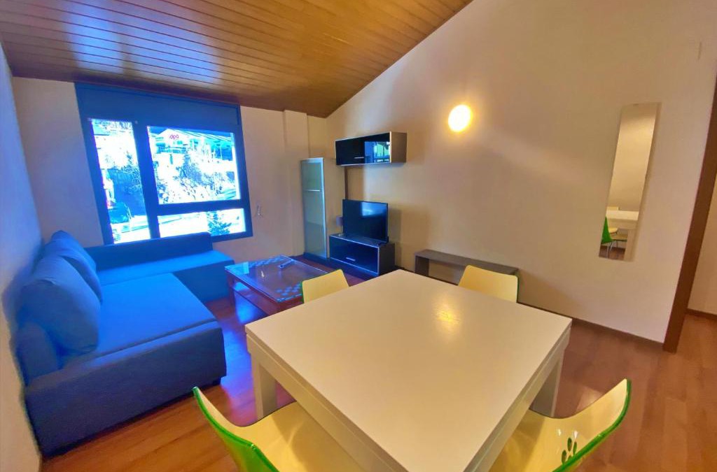 Encamp Apartment | Tucamp 4.2 Hasta 4 personas junto al Funicamp