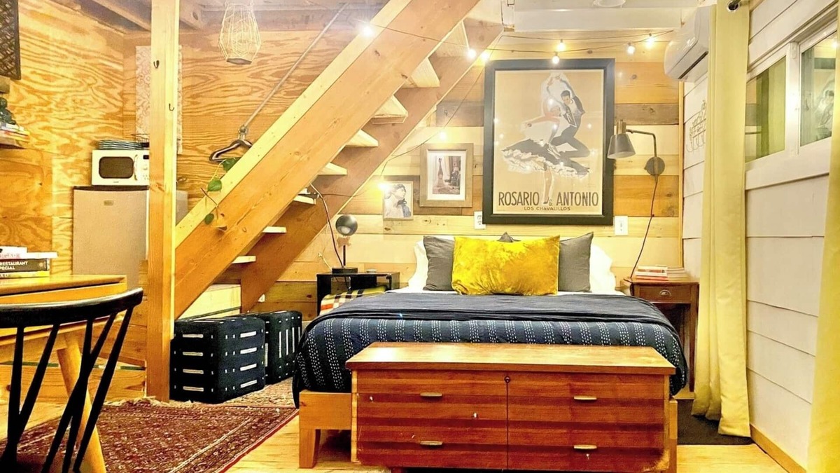 Govalle Cottage | Tucked Away Stay in East ATX